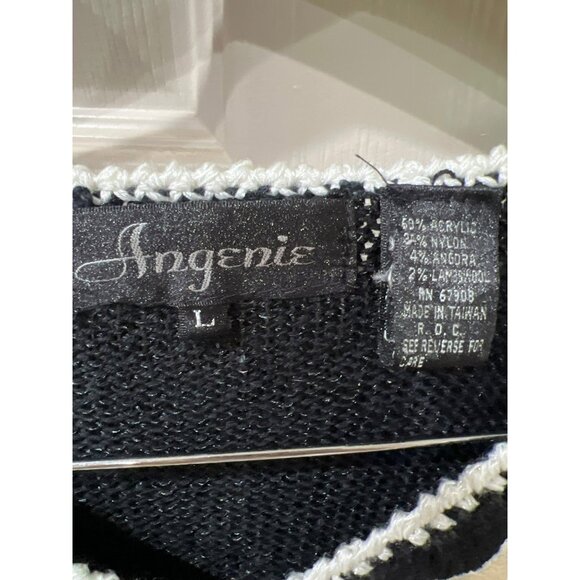 Vintage Angenie Black V-Neck Sweater Gold Embroidered Design & White Fuzzy - Picture 6 of 6